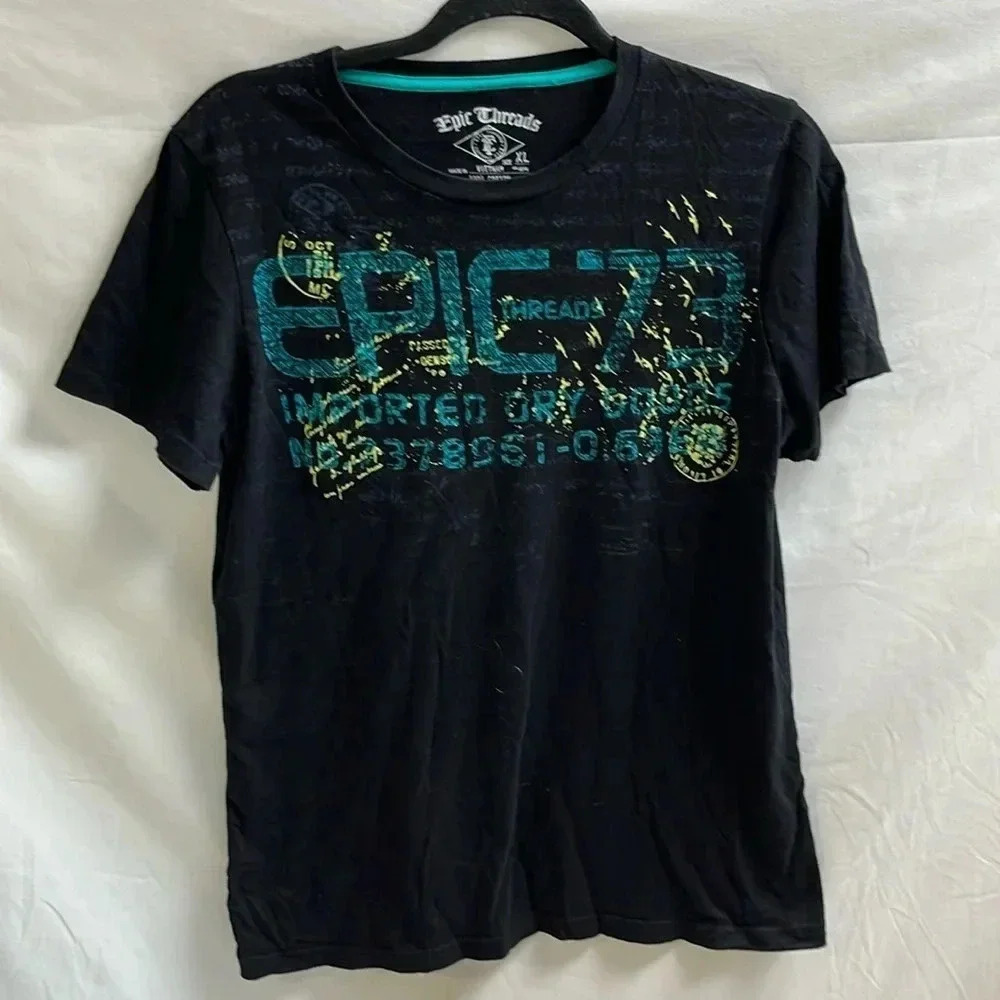 Epic thread men’s/women’s size, large, graphic, black, short sleeve T-shirt